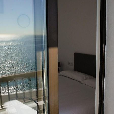 Beachfront Apartment Málaga Dış mekan fotoğraf